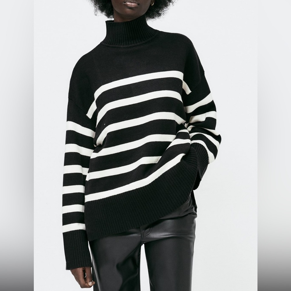 Zara black white stripe mock neck sweater size M